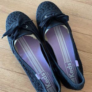 Keds Women's Teacup Crochet Flat Shoe - 9.5